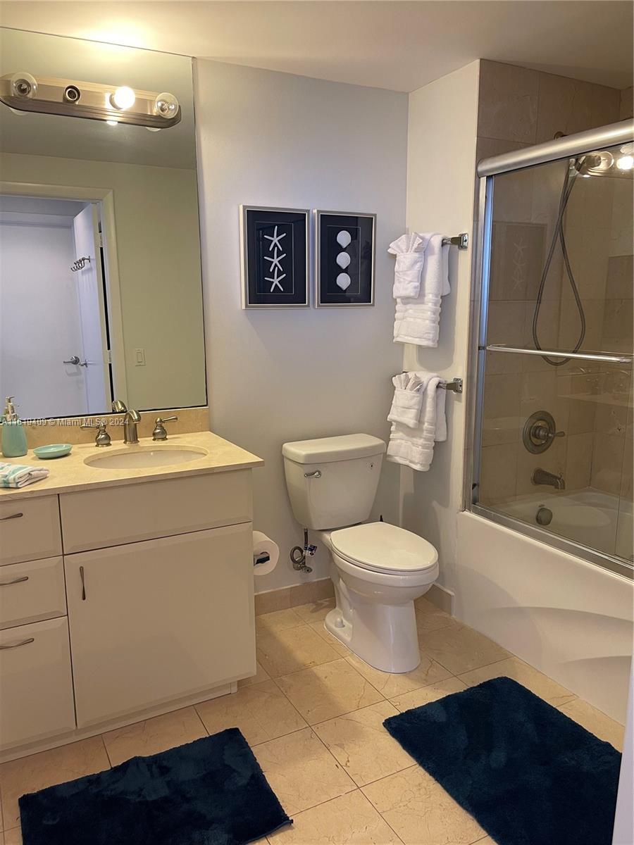 AKOYA CONDO - Residential Lease