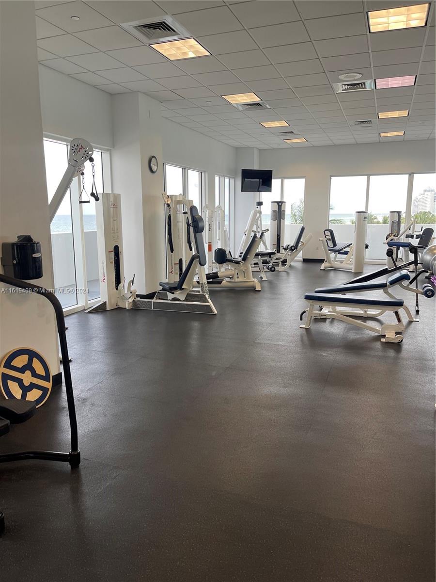 AKOYA CONDO - Residential Lease