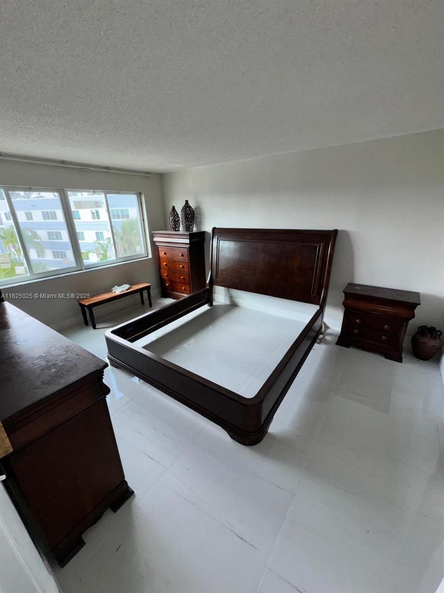 NARANJA LAKES CONDO 5 - Residential