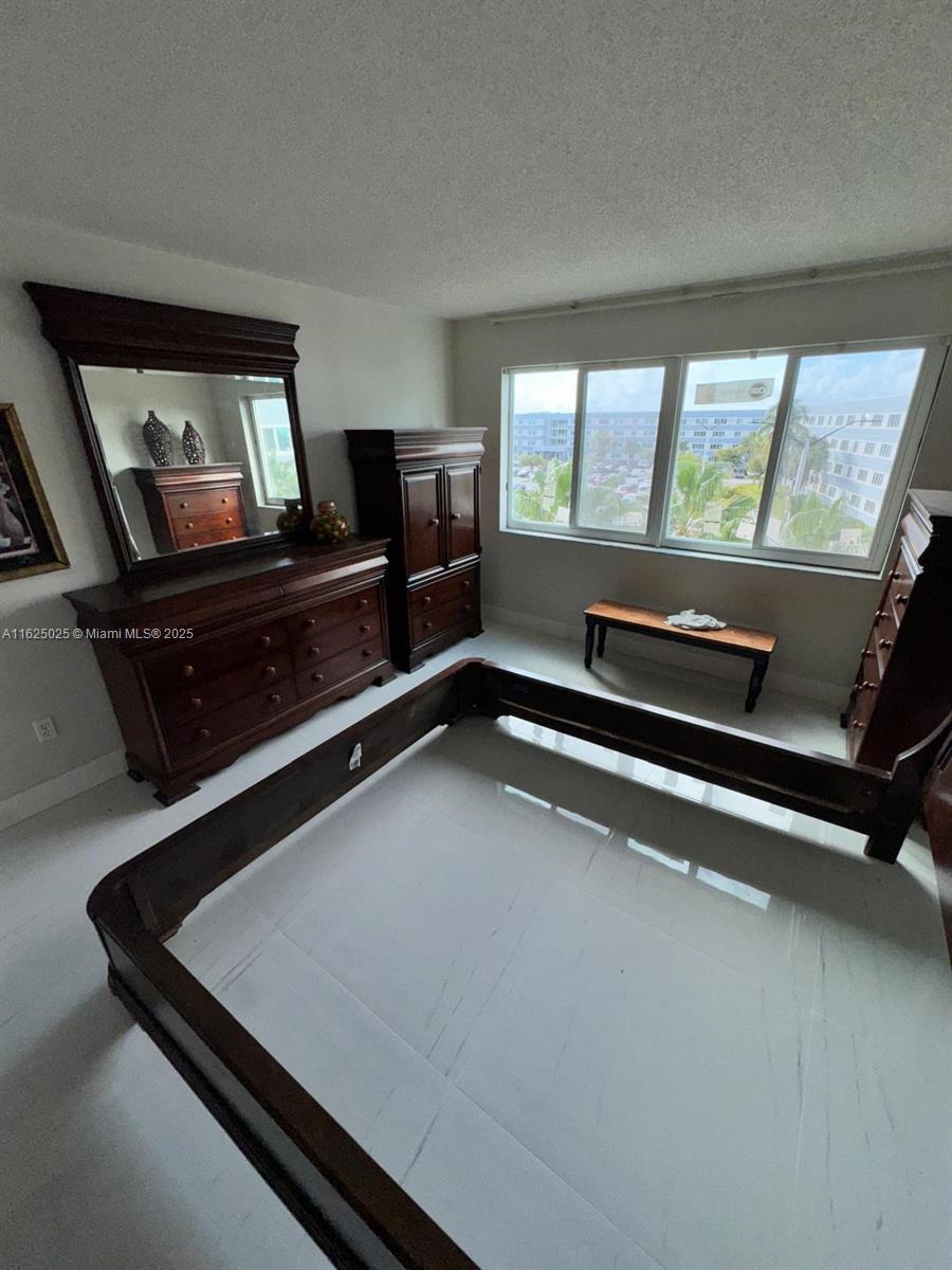 NARANJA LAKES CONDO 5 - Residential