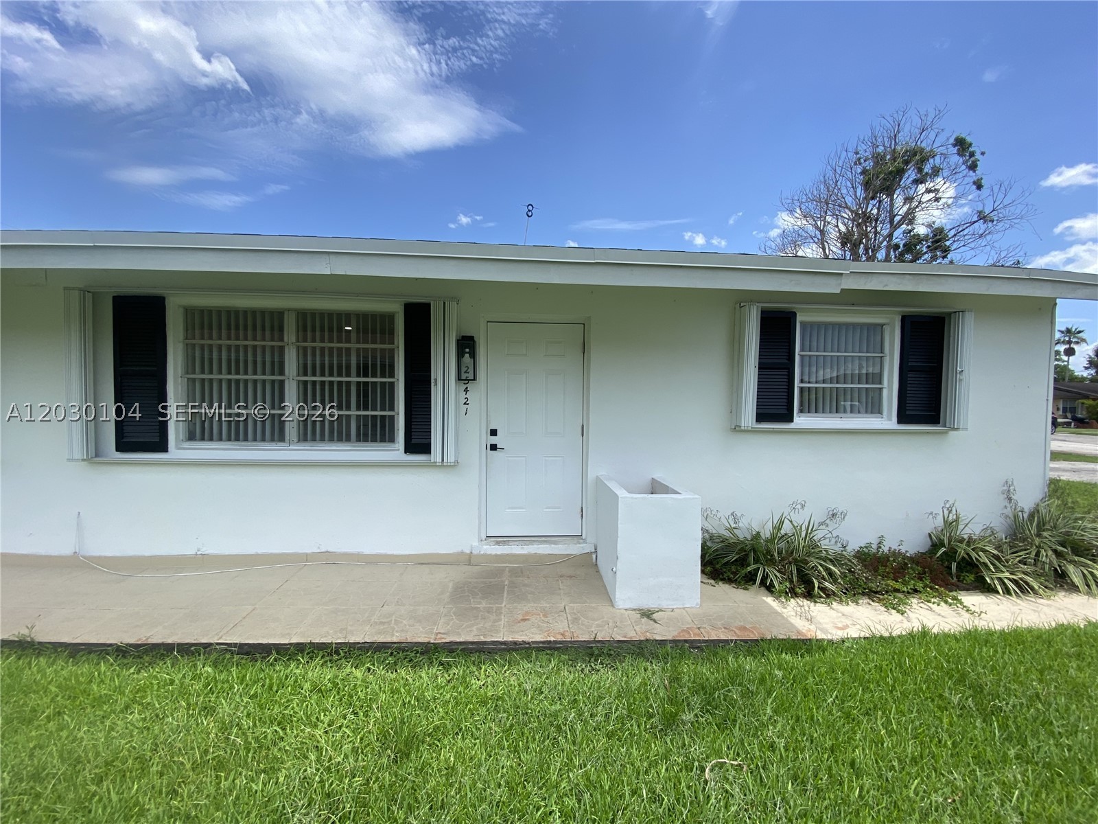 SO ALLAPATTAH GARDENS - Residential Lease