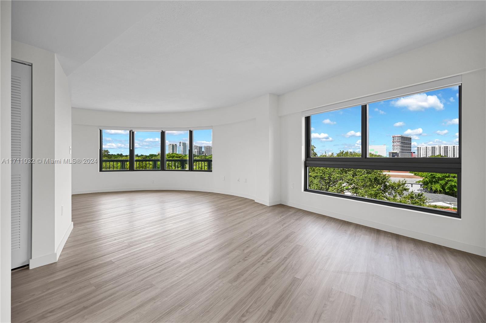 SILVER BLUFF EST SEC C - Residential Lease