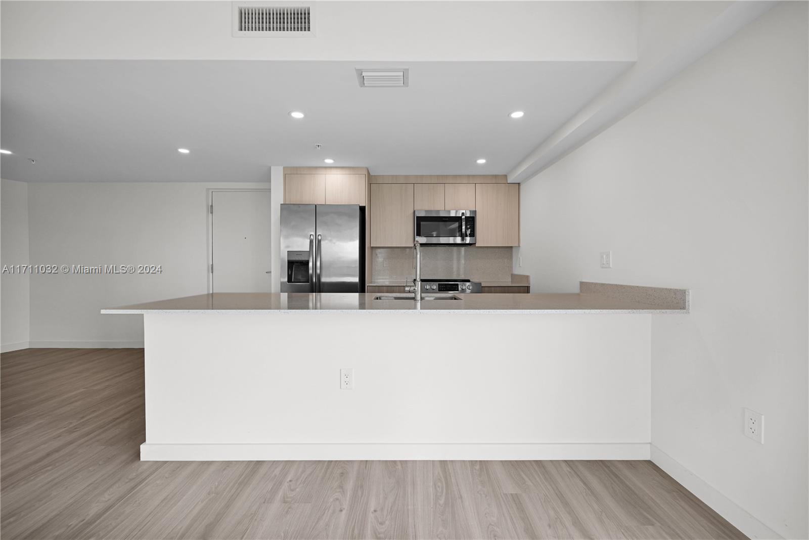 SILVER BLUFF EST SEC C - Residential Lease