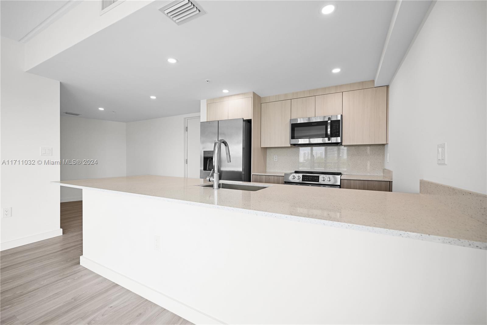 SILVER BLUFF EST SEC C - Residential Lease