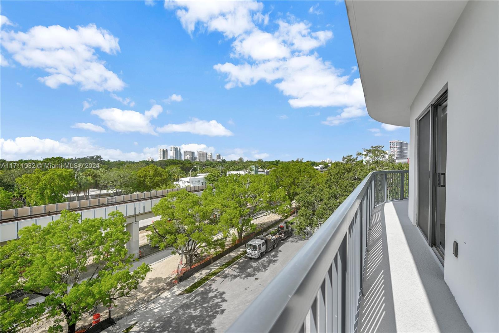 SILVER BLUFF EST SEC C - Residential Lease