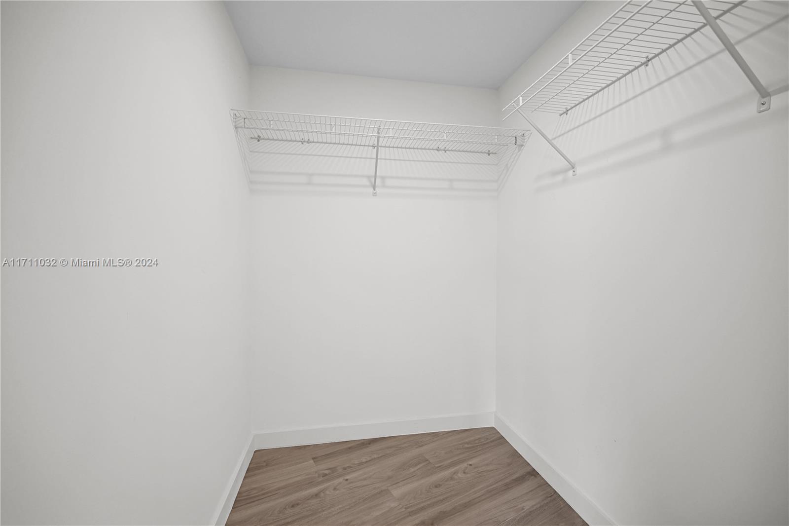 SILVER BLUFF EST SEC C - Residential Lease