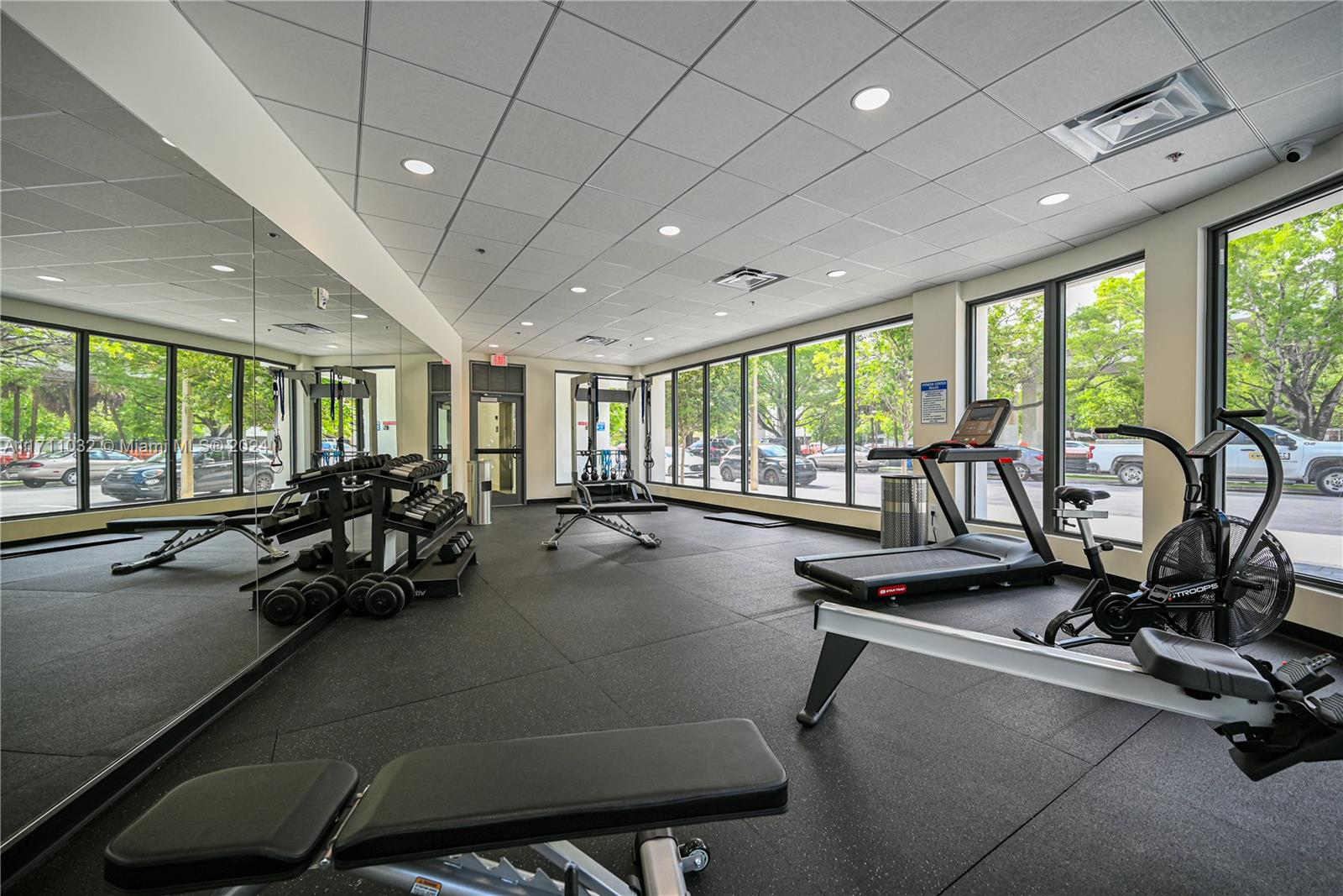 SILVER BLUFF EST SEC C - Residential Lease