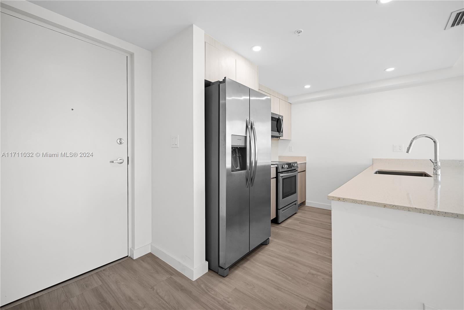 SILVER BLUFF EST SEC C - Residential Lease