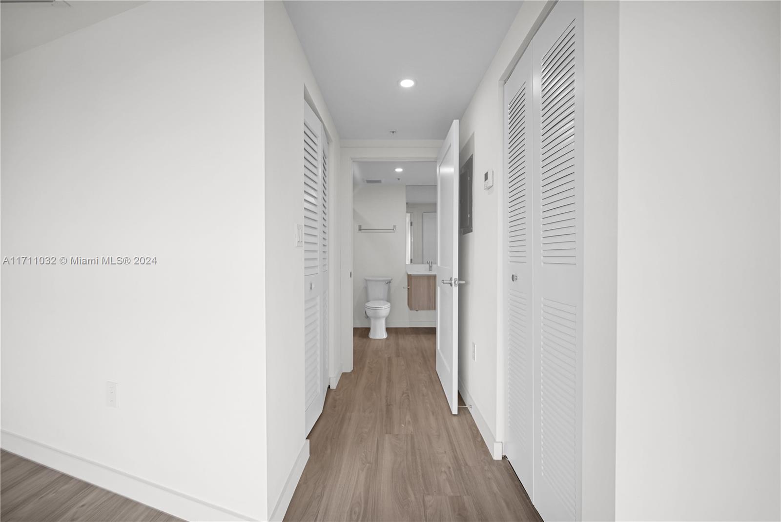 SILVER BLUFF EST SEC C - Residential Lease