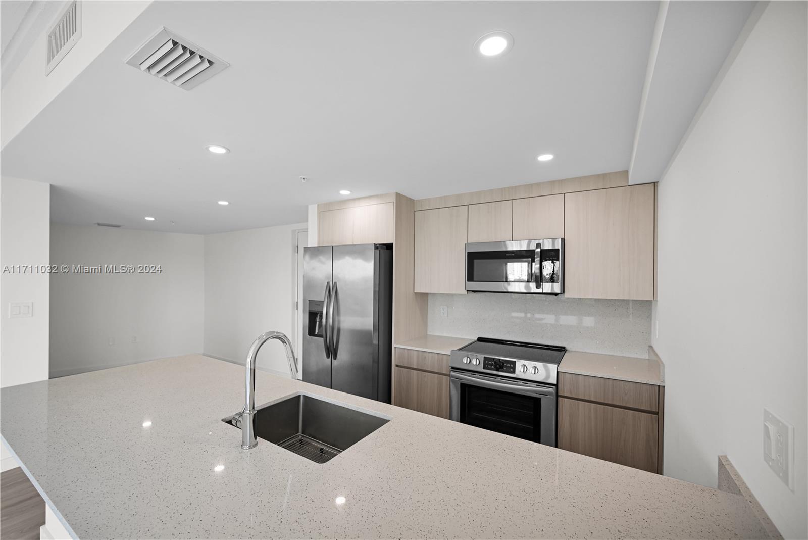 SILVER BLUFF EST SEC C - Residential Lease