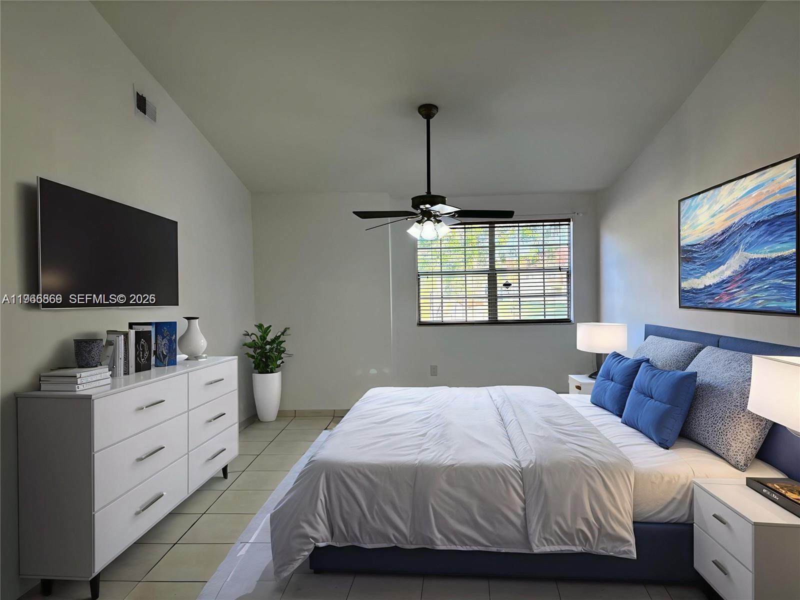 LA HACIENDA COUNTRY CLUB - Residential