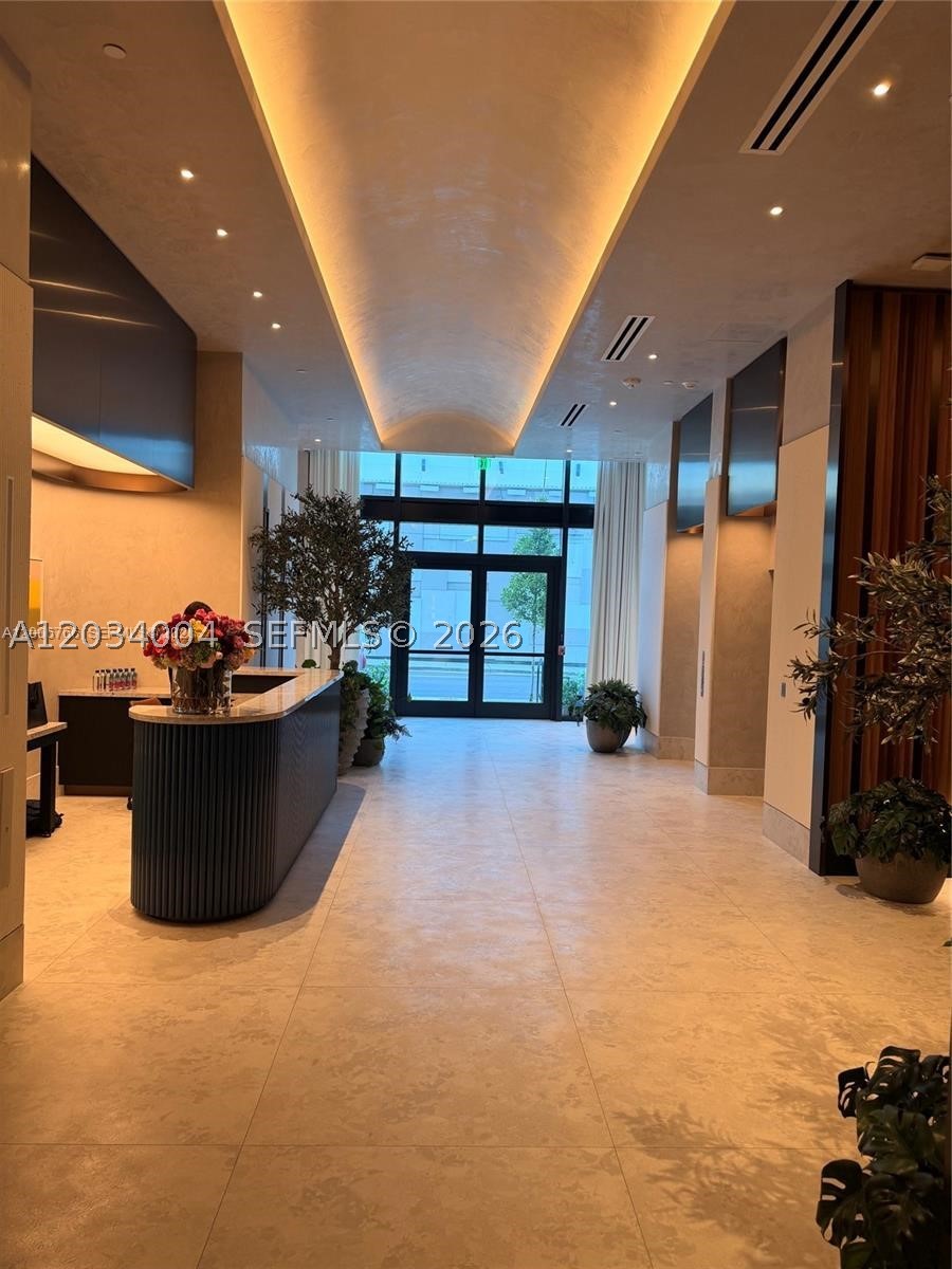 MIAMI NORTH - Residential