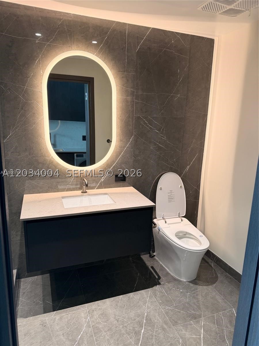 MIAMI NORTH - Residential