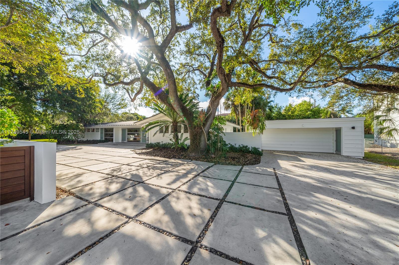 DUHE ESTS - Residential