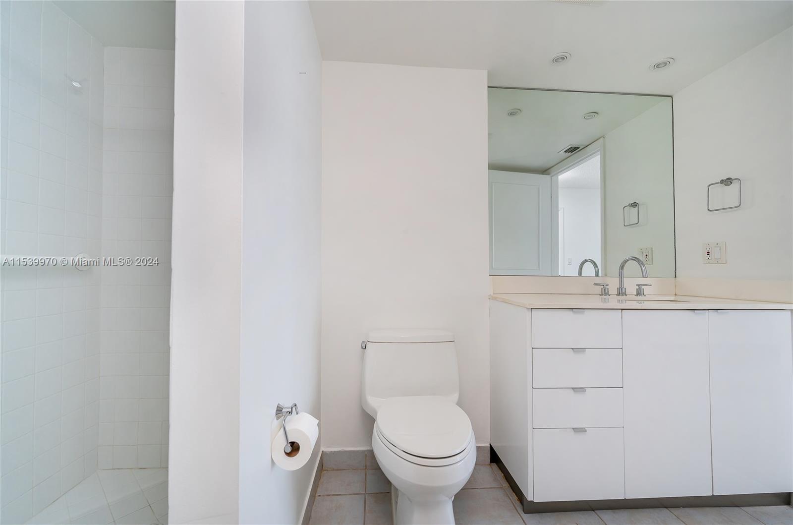 BRICKELL KEY II CONDO - Residential