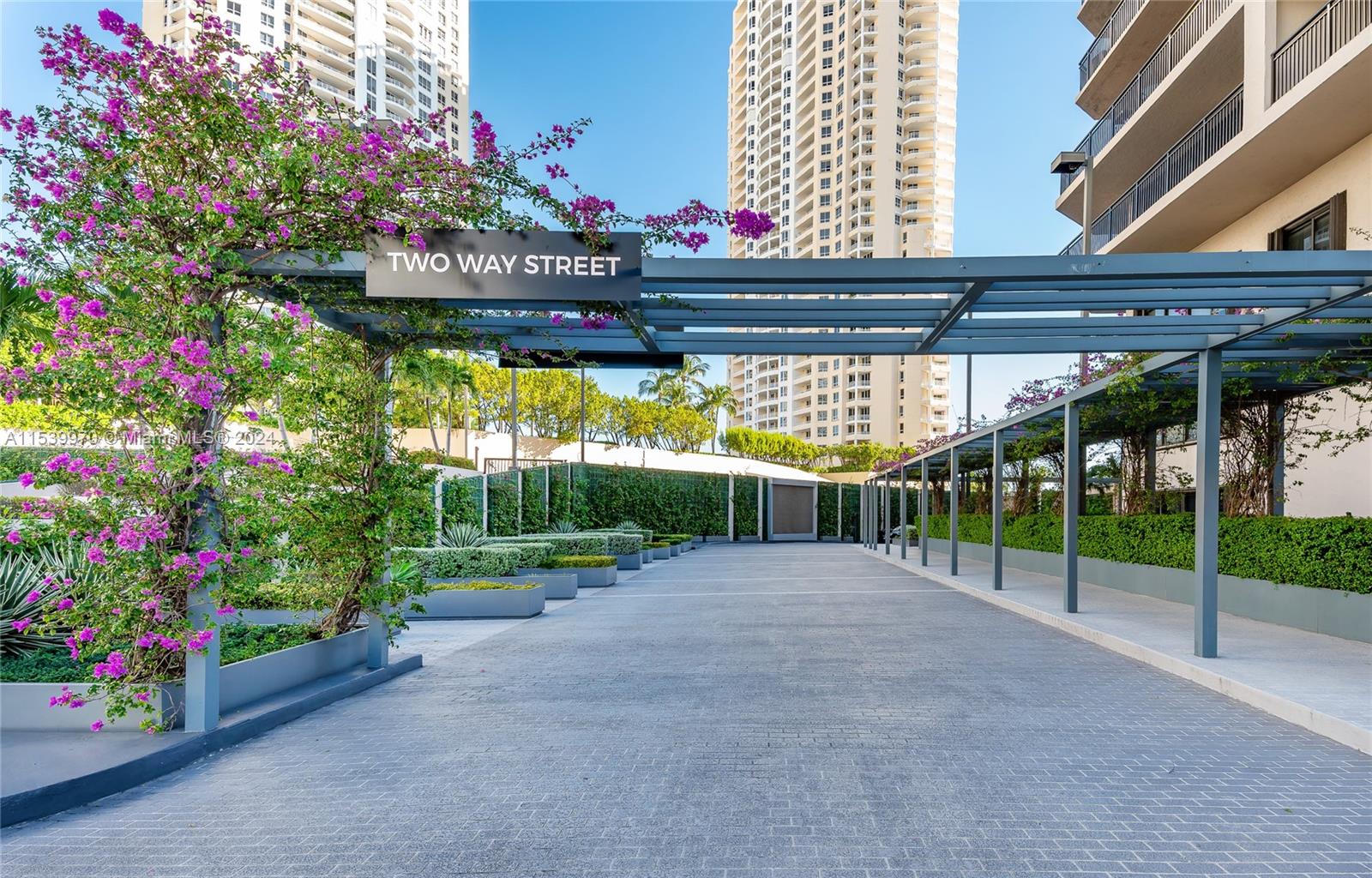 BRICKELL KEY II CONDO - Residential