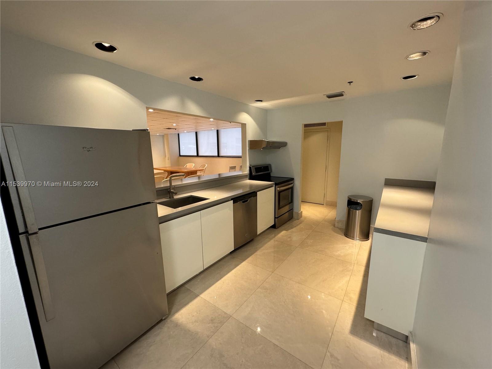 BRICKELL KEY II CONDO - Residential