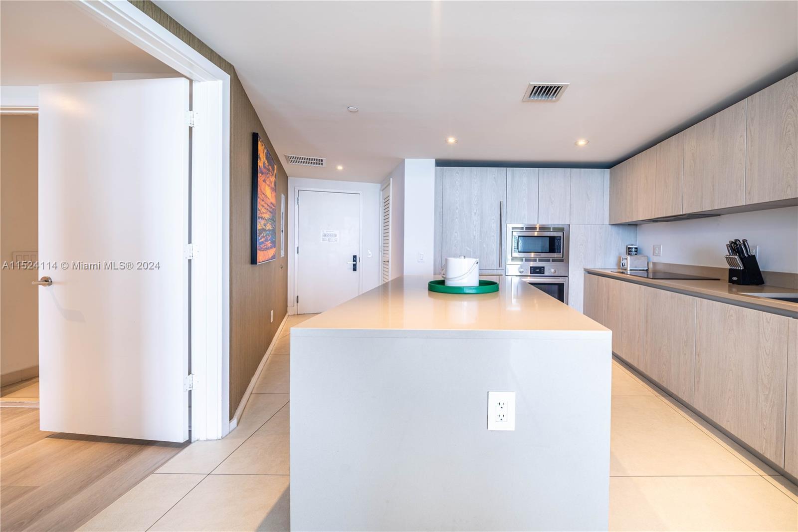 4111 SOUTH OCEAN DRIVE CO - Residential