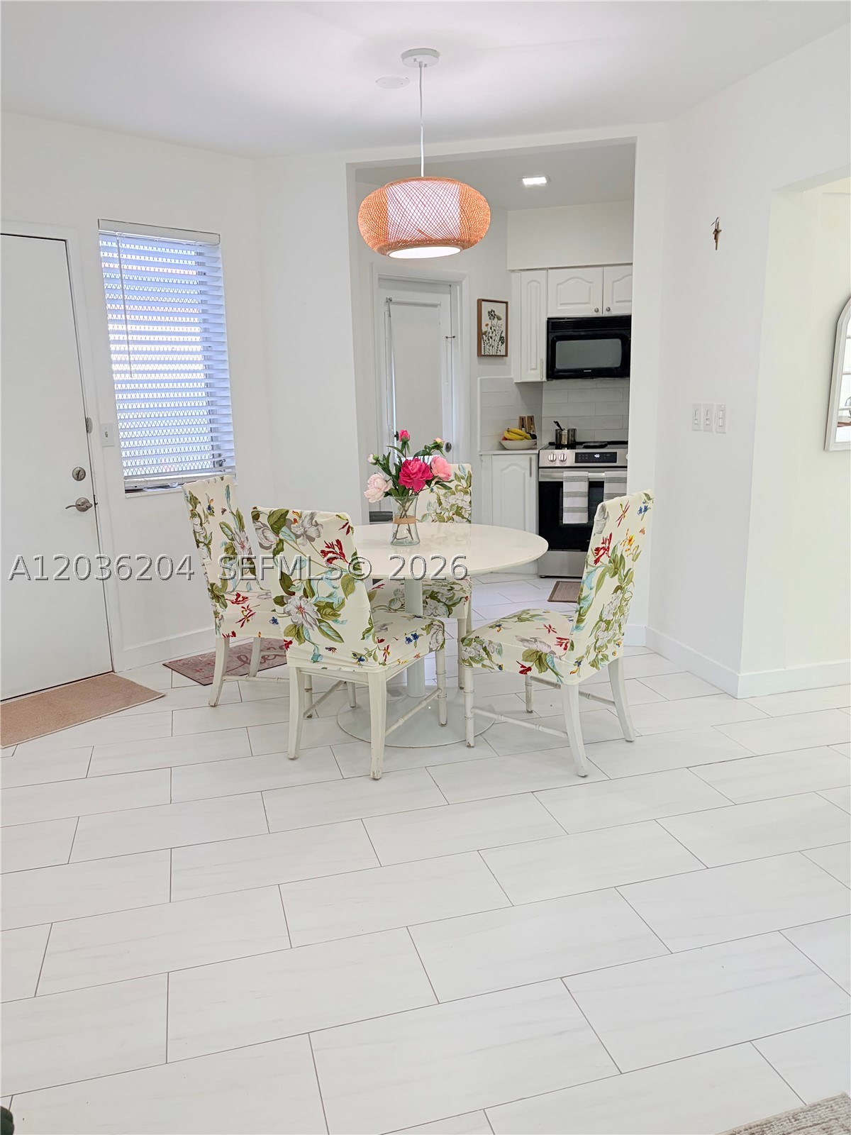SKY LAKE GARDENS NO 4 CON - Residential