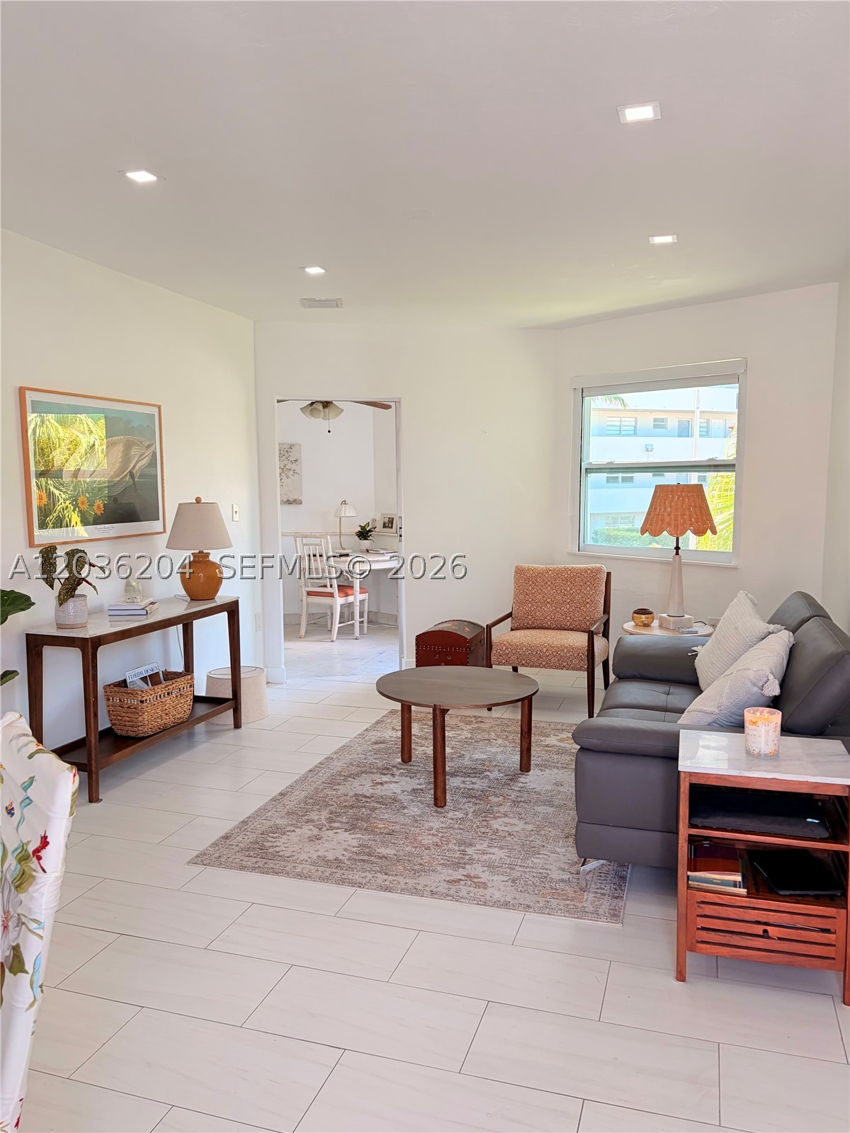 SKY LAKE GARDENS NO 4 CON - Residential