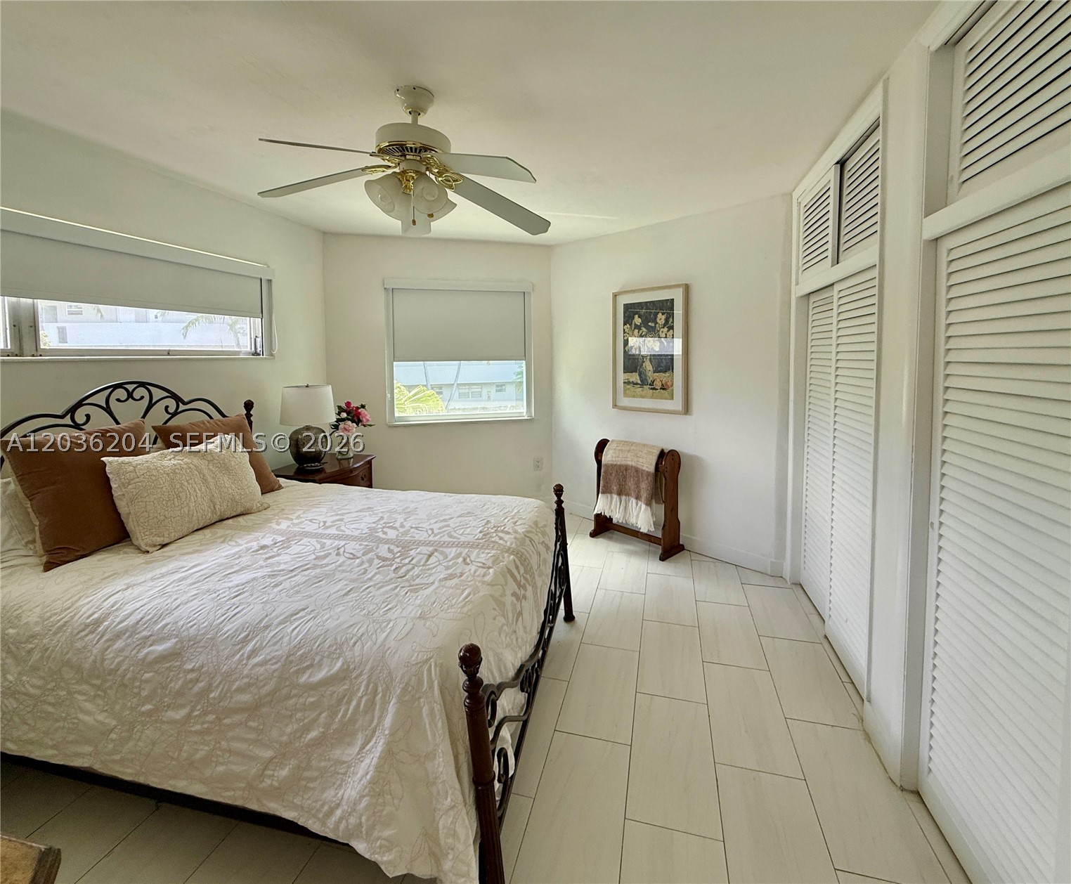 SKY LAKE GARDENS NO 4 CON - Residential