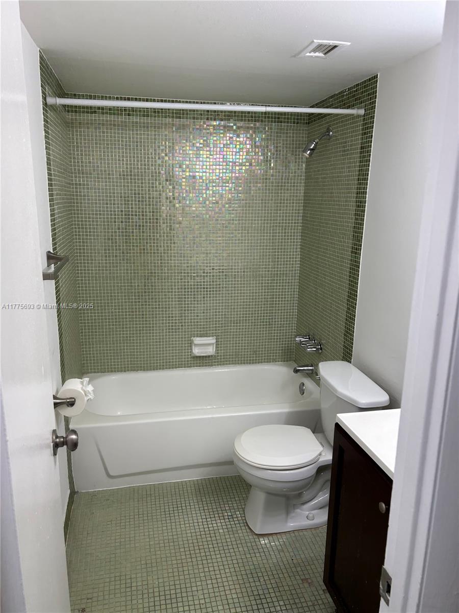 MONTECARLO CONDO - Residential