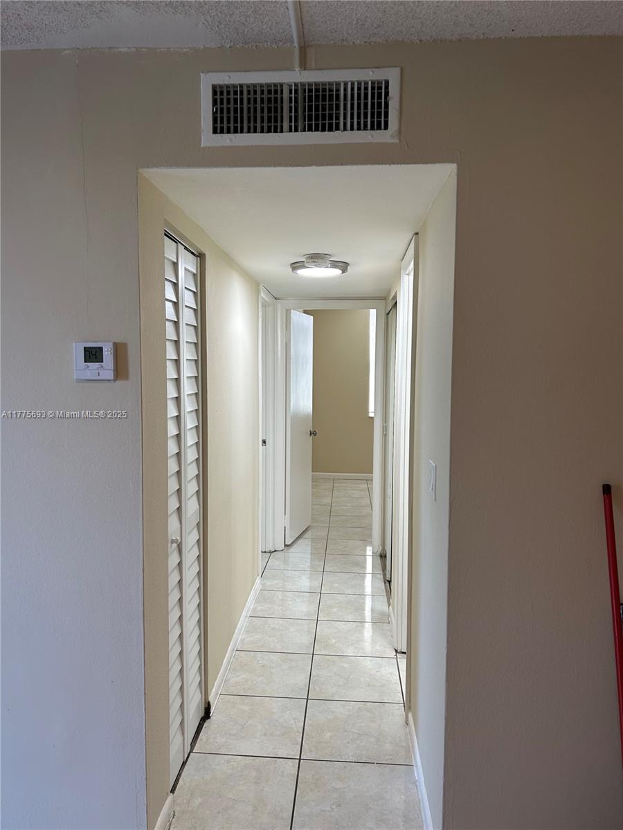 MONTECARLO CONDO - Residential
