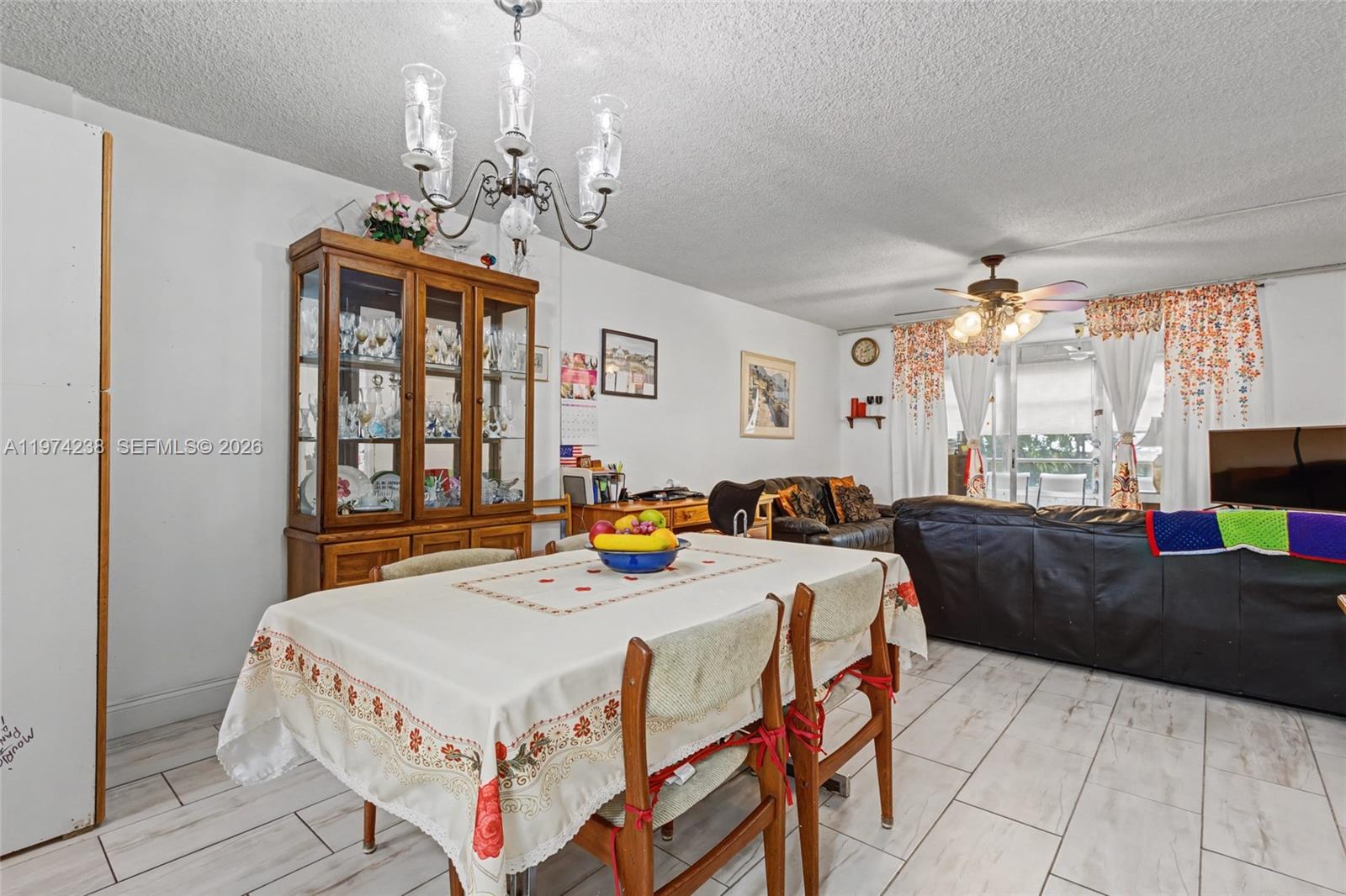 CYPRESS CHASE CONDO NO 8 - Residential