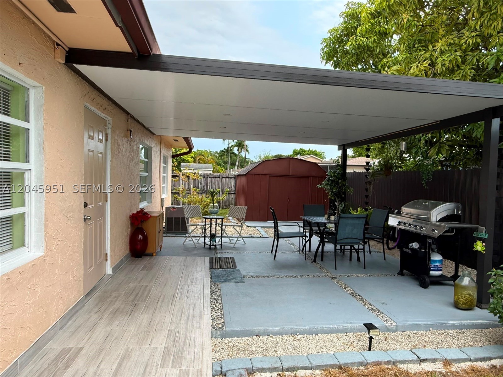 WINSTON PARK UNIT 7 - Residential Lease