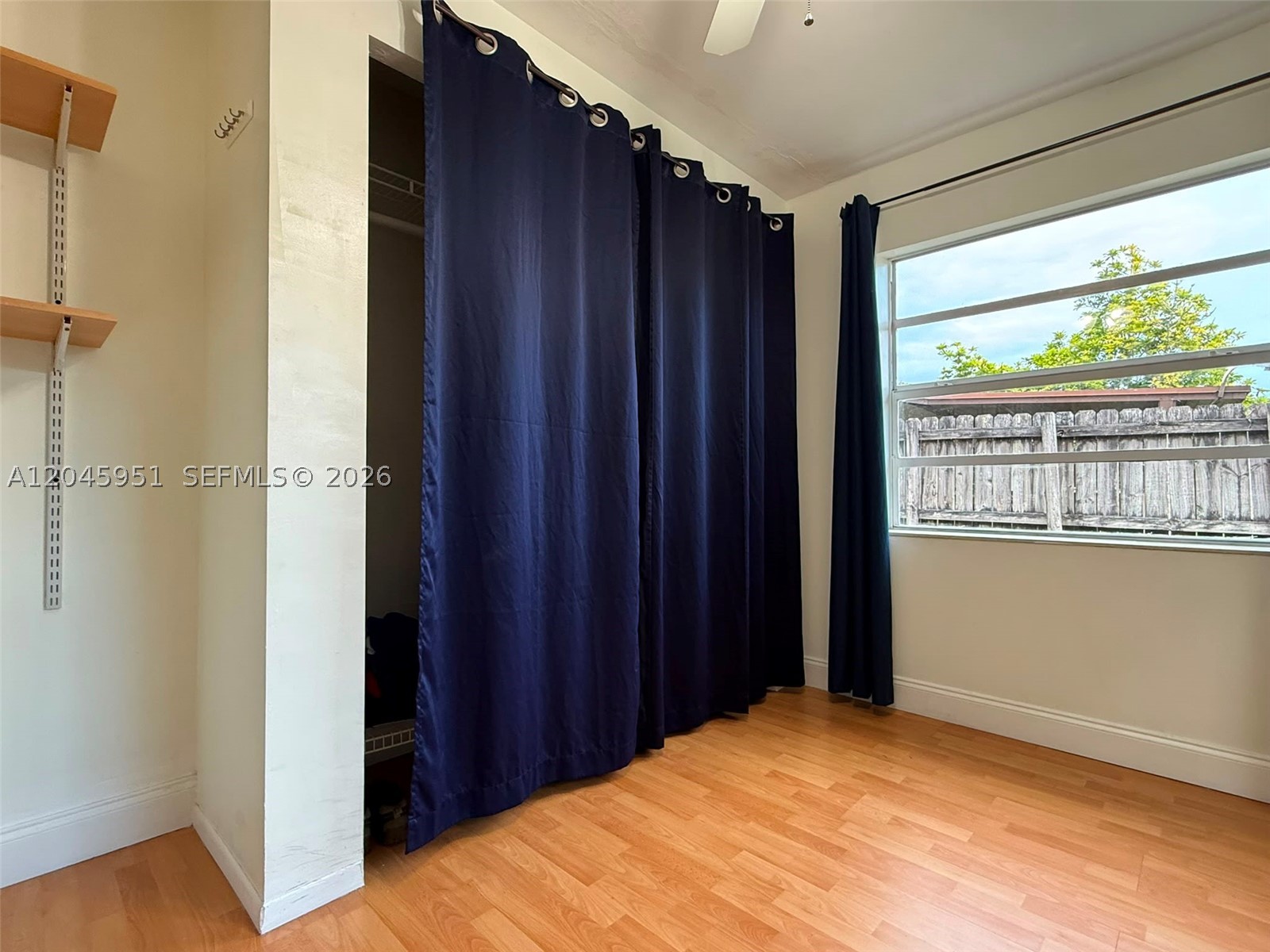 WINSTON PARK UNIT 7 - Residential Lease