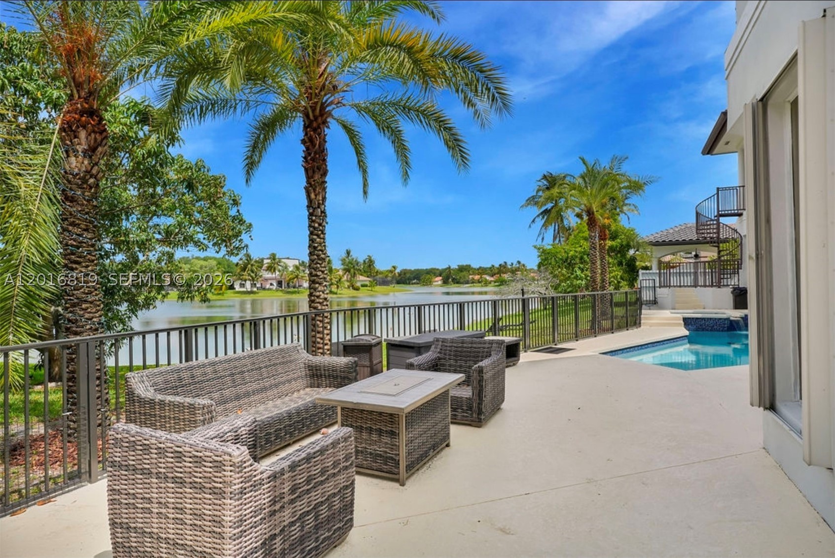 Lake Elizabeth sec 4 - Residential