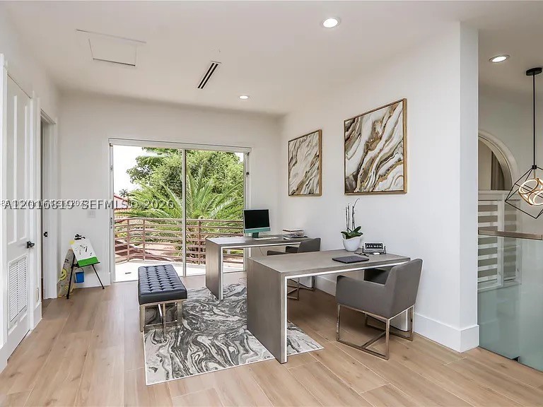 Lake Elizabeth sec 4 - Residential