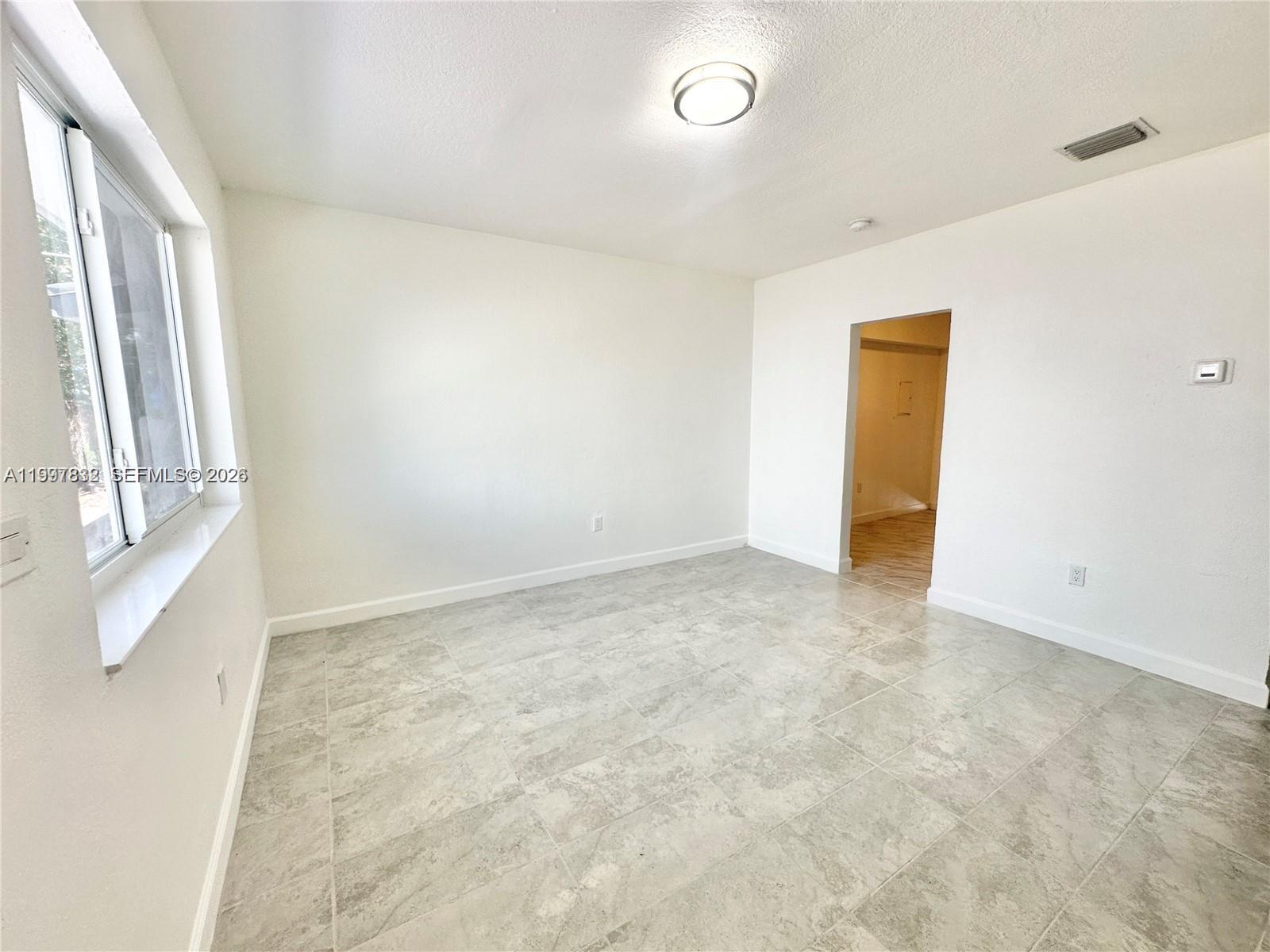 FLORAL PK 1ST AMD - Residential Lease