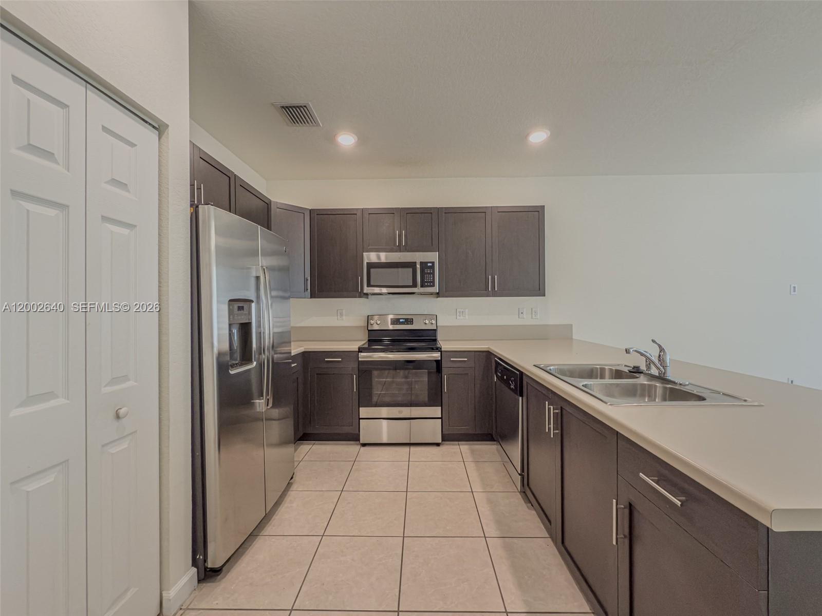 AQUABELLA SECTION TWO - Residential