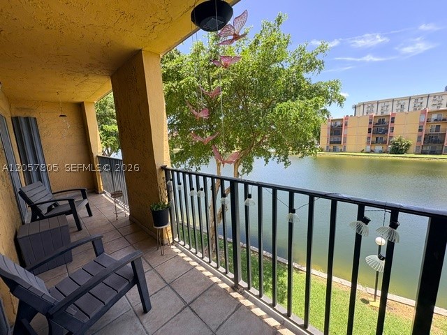 SUNSET VILLAS NO 3 CONDO - Residential