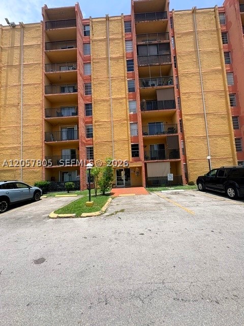 SUNSET VILLAS NO 3 CONDO - Residential