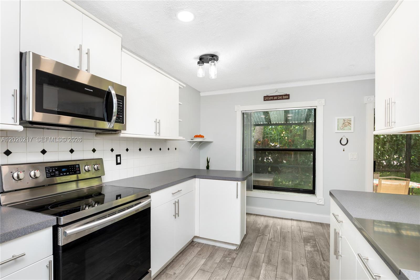TARTAN COCONUT CREEK PHAS - Residential