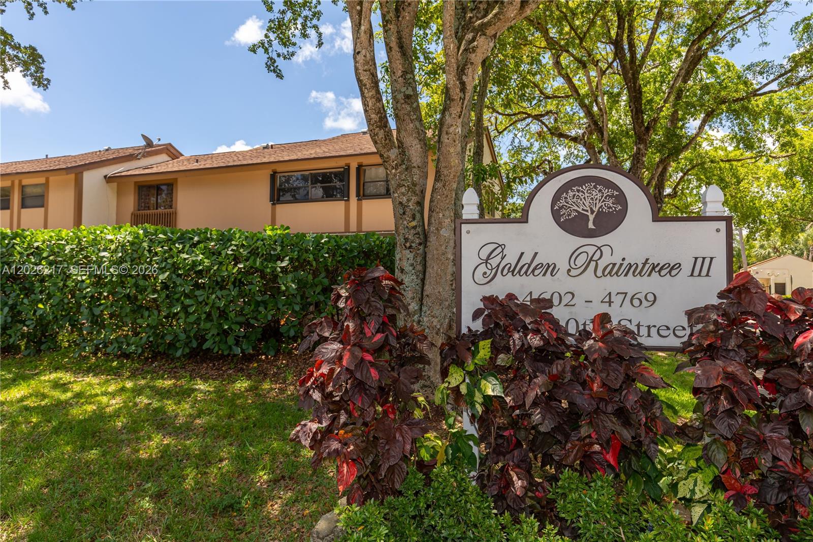 TARTAN COCONUT CREEK PHAS - Residential