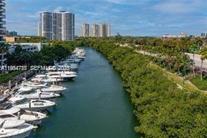 MYSTIC POINTE TOWER 600 C - Residential