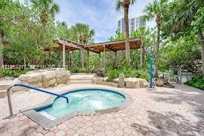 MYSTIC POINTE TOWER 600 C - Residential