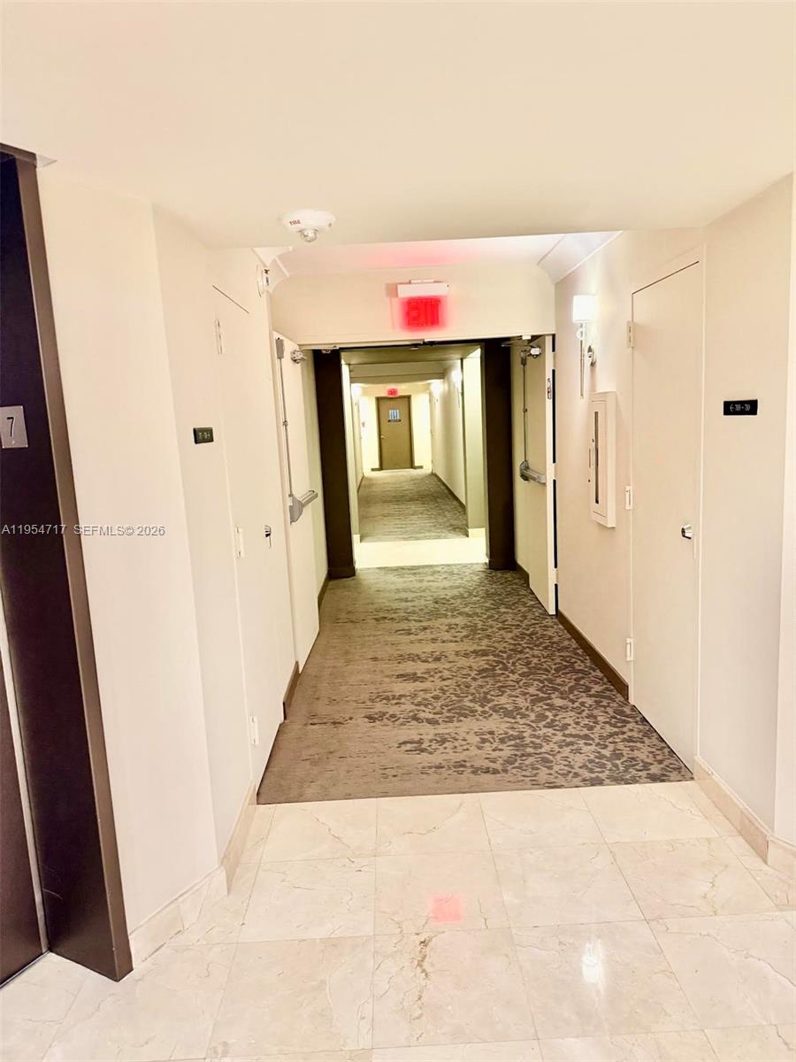 MYSTIC POINTE TOWER 600 C - Residential