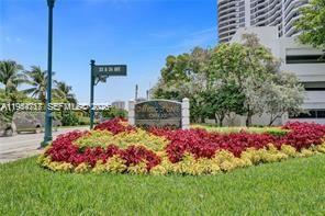 MYSTIC POINTE TOWER 600 C - Residential