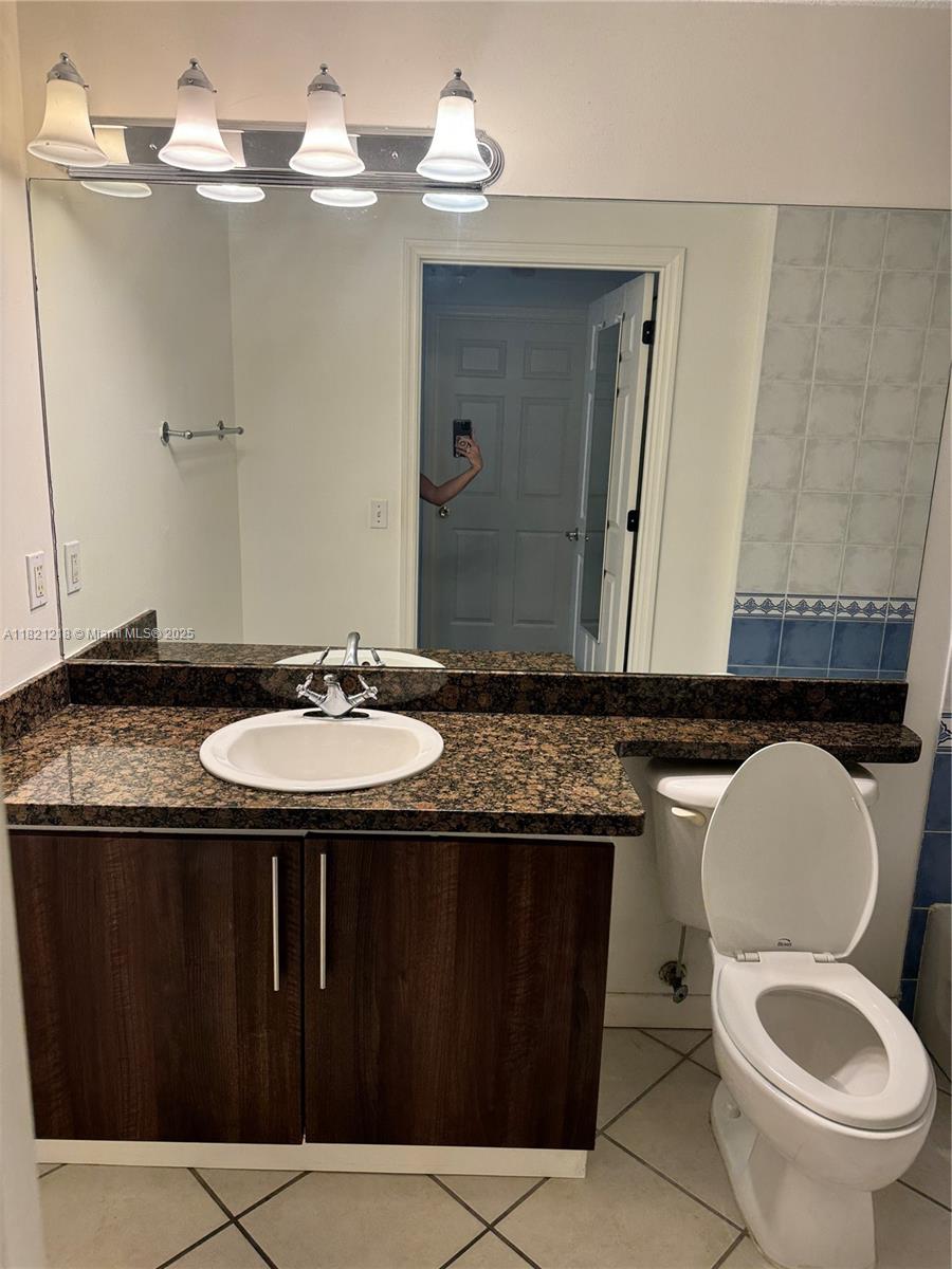 CORAL PLAZA OF MIAMI COND - Residential Lease
