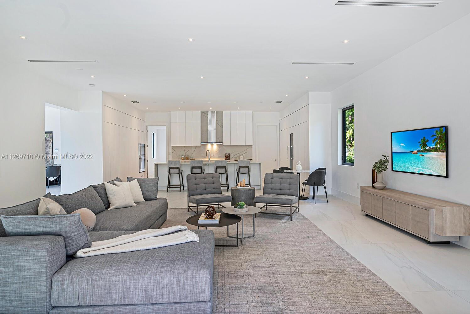 BEVERLY HILLS - Residential