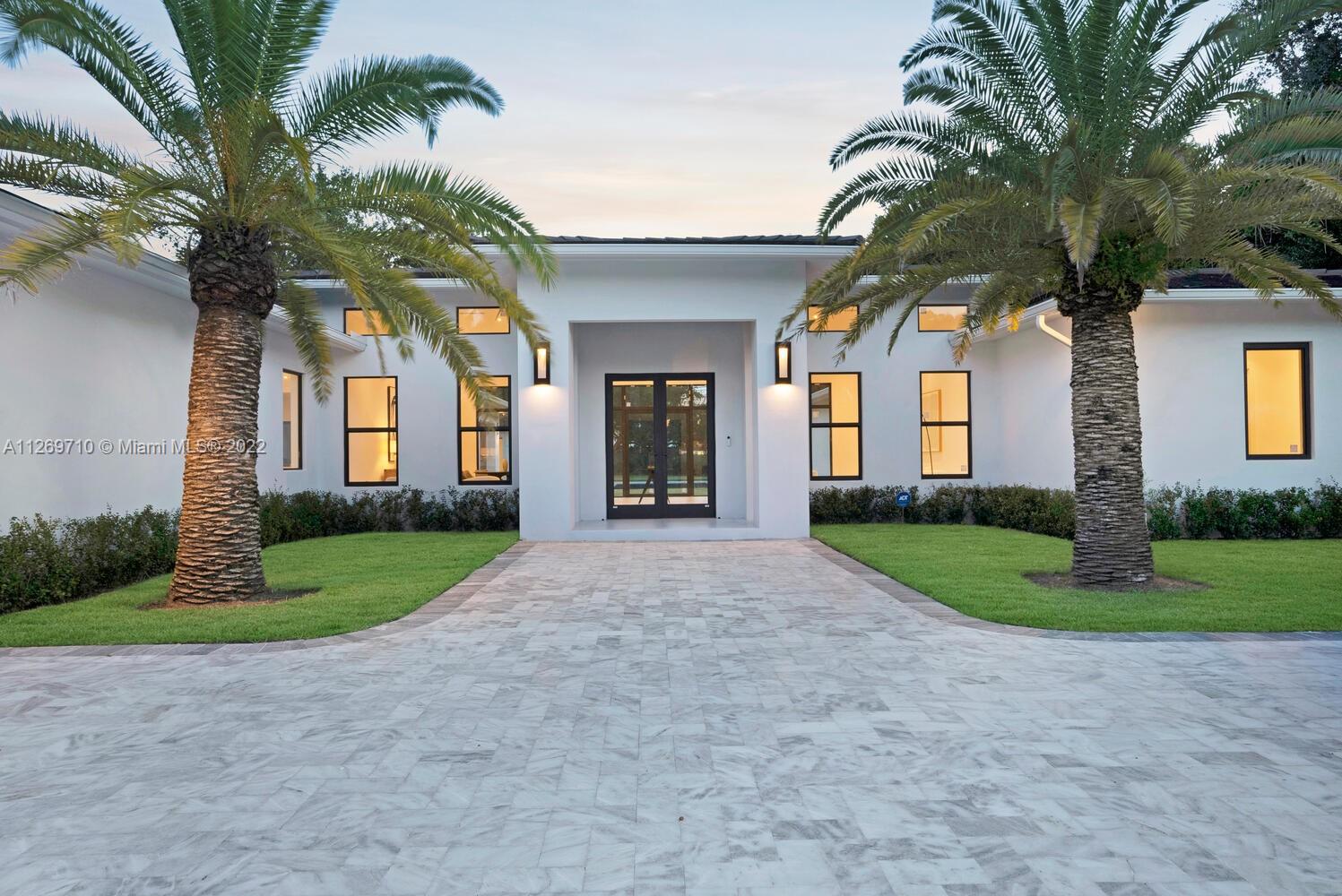BEVERLY HILLS - Residential