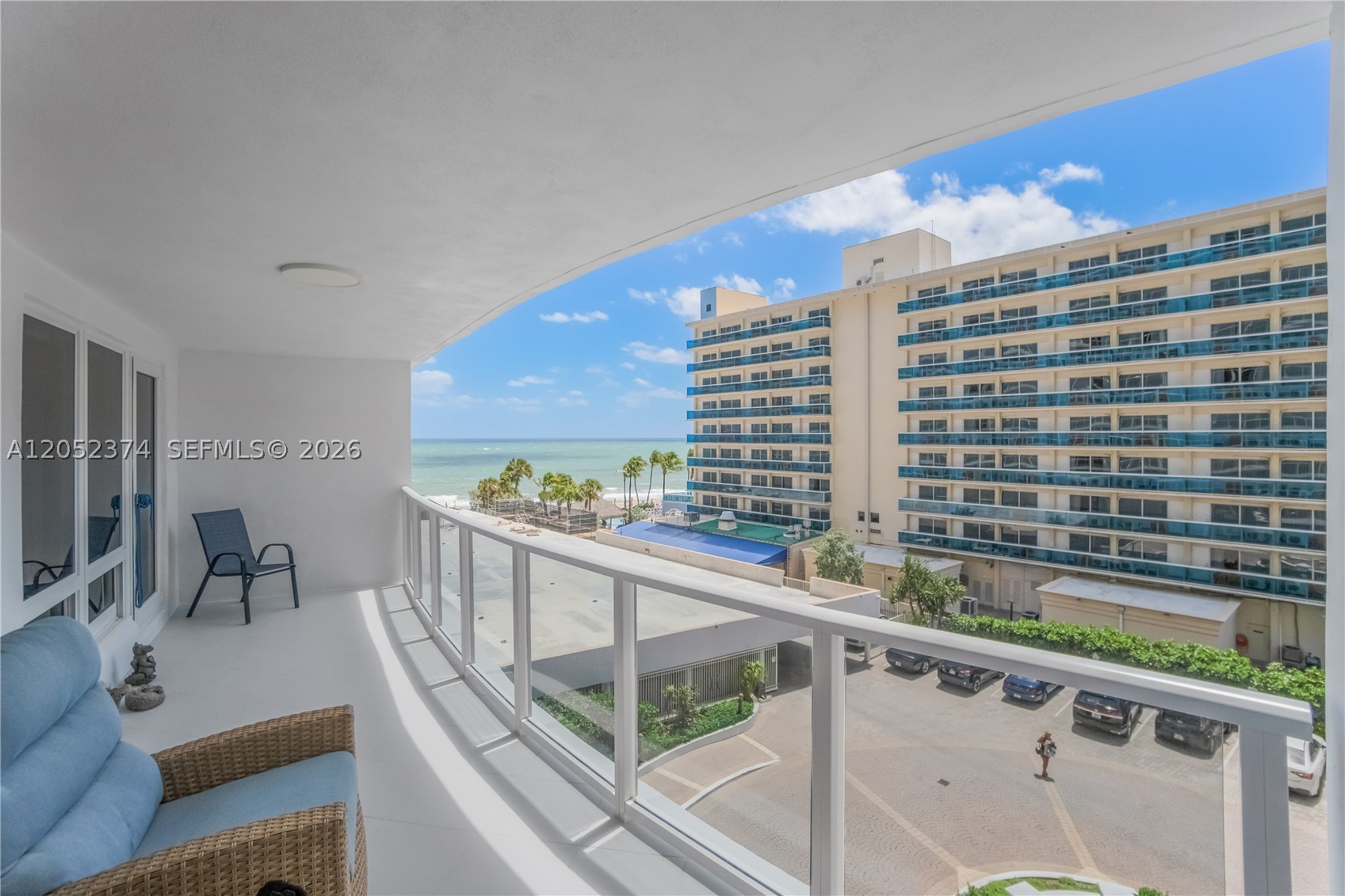 GALLEON CONDO - Residential