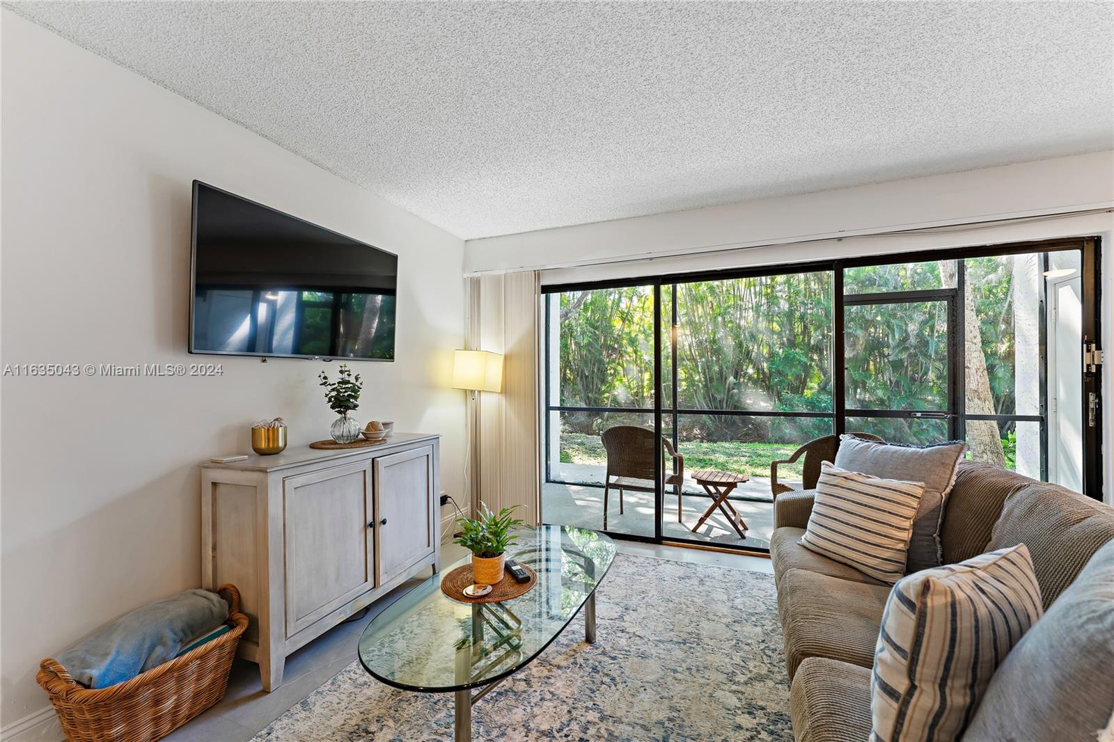 SEA RISE CONDO - Residential Lease