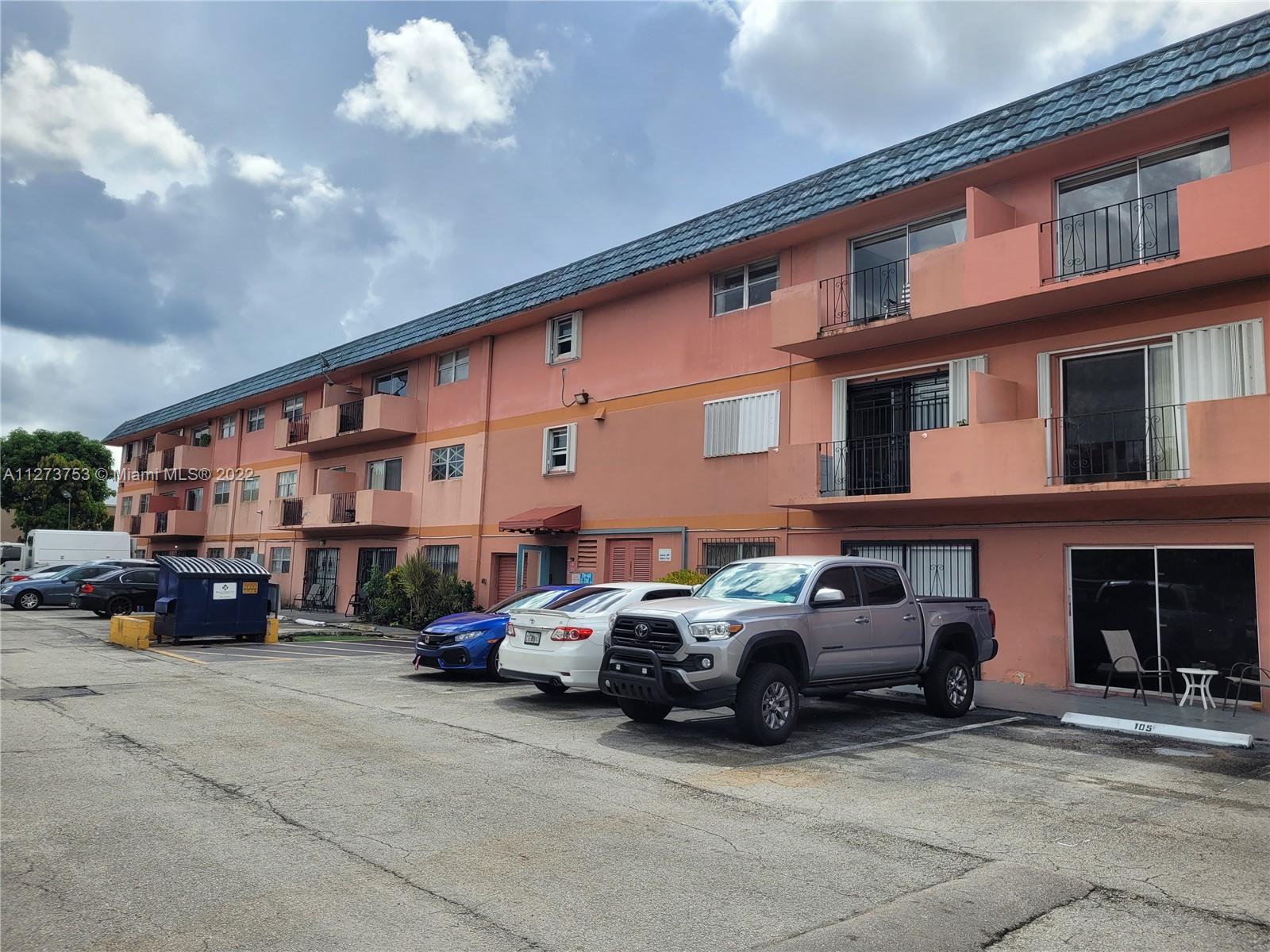 Rare beauty of apartment with 2 bed 2 bath. Low HOA cost! close to major highways, retail centers and shopping malls. Friendly neighborhoods with great schools, and places of entertainment.