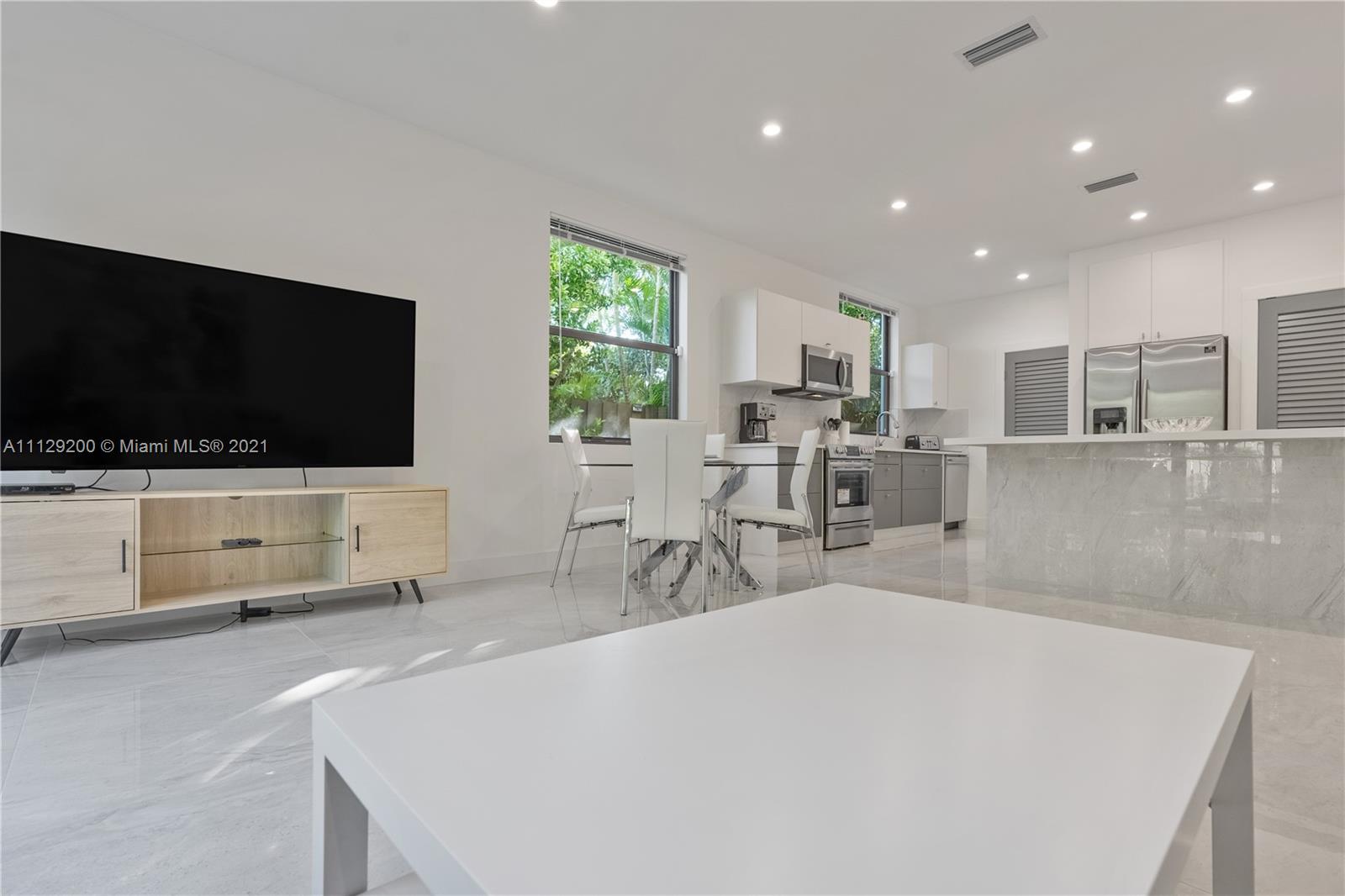 AVALON SUB - Residential Lease