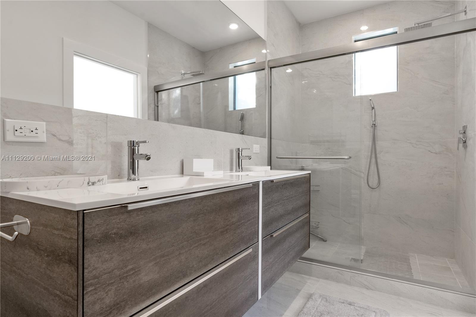 AVALON SUB - Residential Lease